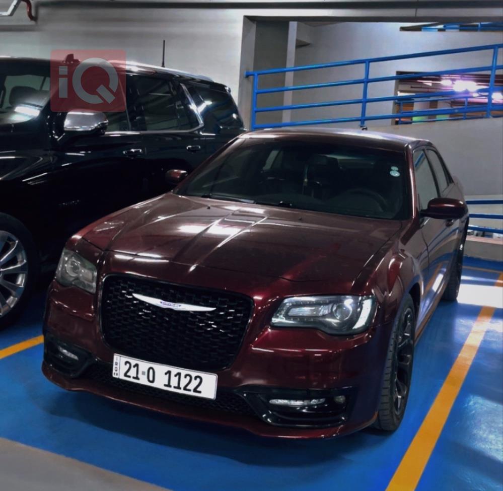 کرایسلەر 300